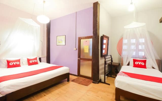 OYO 369 Micasa Guesthouse - photo 4