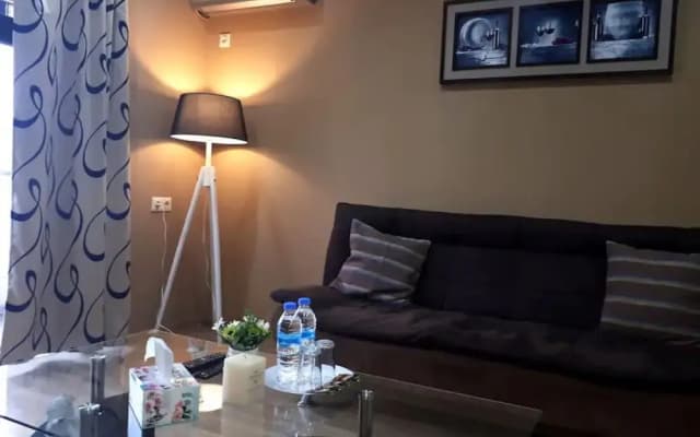 Avlabari City View Apartment - photo 3