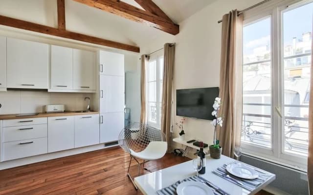 Amazing Apartment at the Eiffel Tower - photo 2