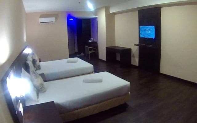 Goldsands Hotel - photo 5