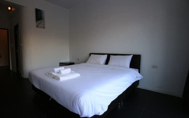 AZZ Hotel - photo 3