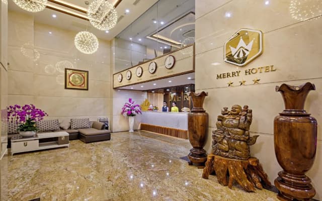 Merry Hotel - photo 2