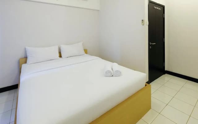 Pool View @ The Wave Apartment near Epicentrum Kuningan - photo 4