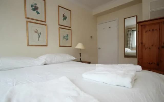FG Property - Victoria, Wilton Road - photo 4