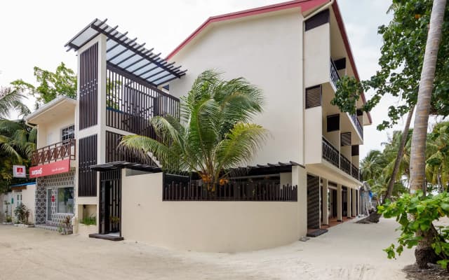 Canopus Retreat Thulusdhoo - photo 2