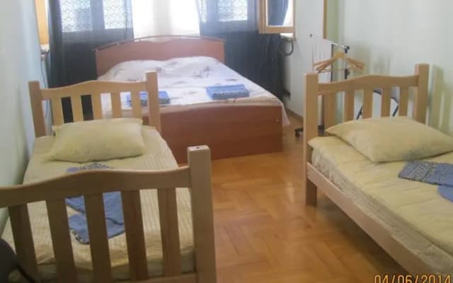 Freedom Square Hostel - photo 2