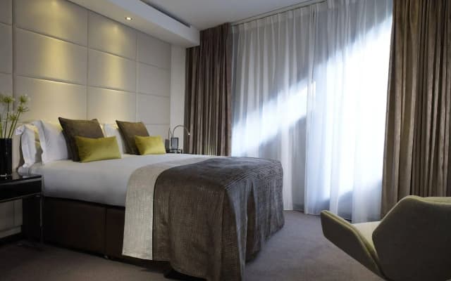 Montcalm East, Autograph Collection - photo 5