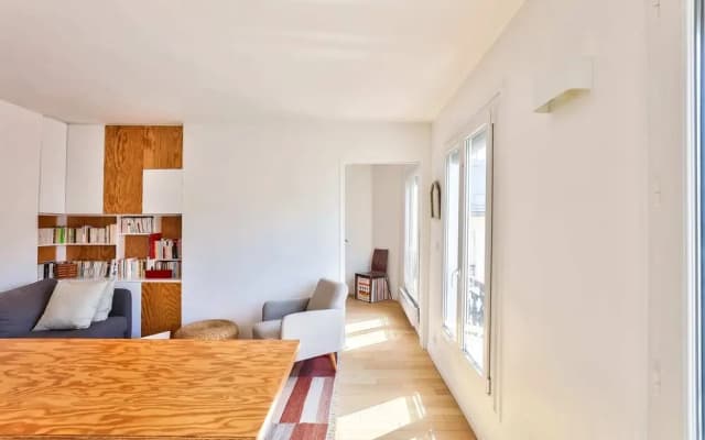 Fully Equipped Apartment Near the Canal Saint Martin - photo 3