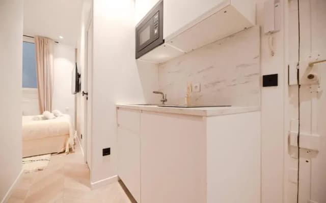 Lovely Home in Champs Elysées - With AC - photo 3