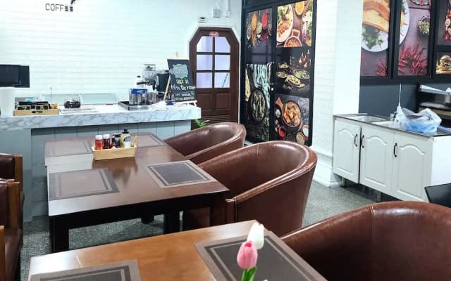 Burning Flame Hotel Patong - photo 2