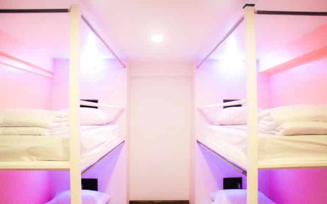 U-Night Hostel - photo 5