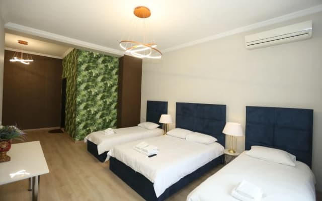 Golden Globe Villa - photo 3