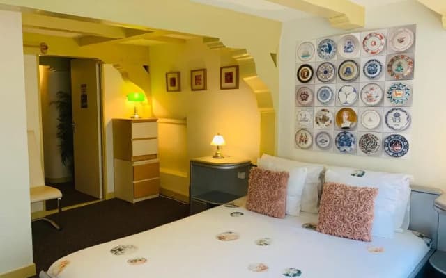 Amsterdam Central Guest House - photo 5