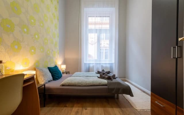 City Center Apartment - photo 4