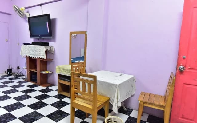 Javan Guesthouse - photo 3