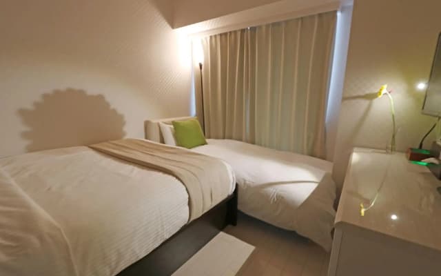 Petit Grande Homes - photo 2