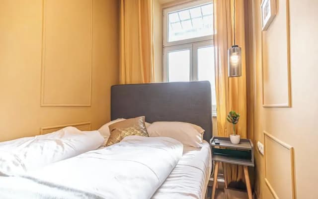4BR Shared Apt 10Min Walk to Westbahnhof - photo 4