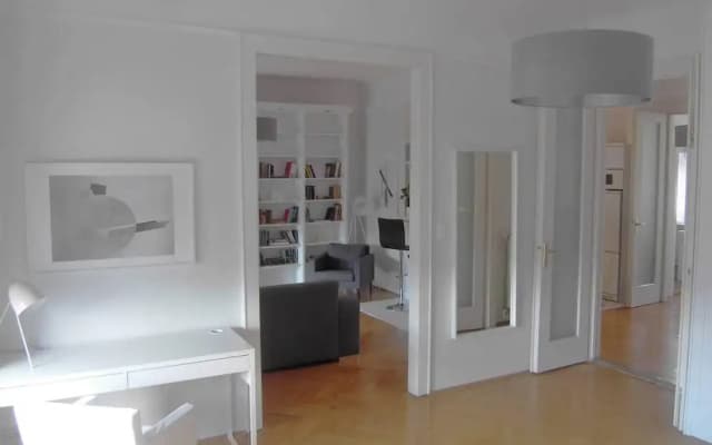 Basilica View Apartment With Balcony - photo 2