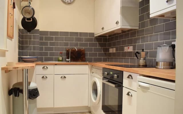 Modern 1 Bedroom Apartment Near London Bridge - photo 2