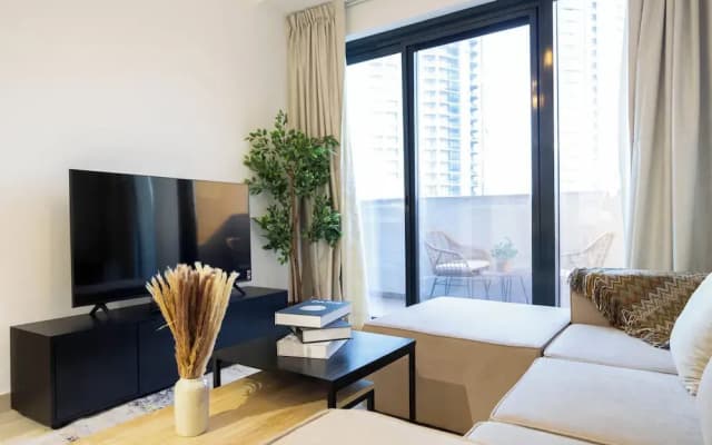 Classic 1BR In Azizi Riviera Meydan - photo 4