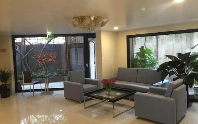 Tulip Hotel - photo 2