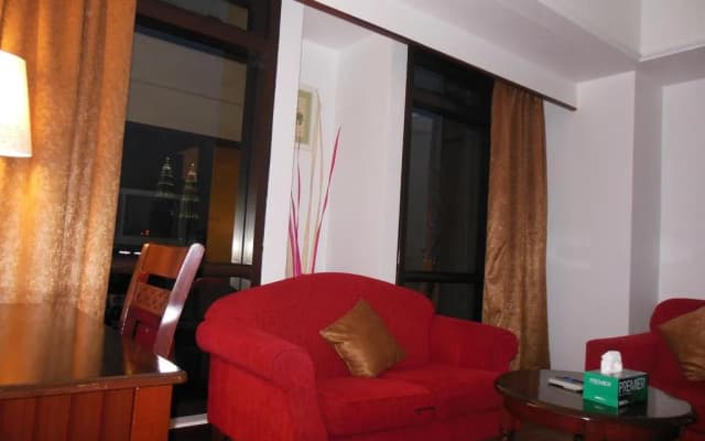 The Suites @ Times Square - photo 2