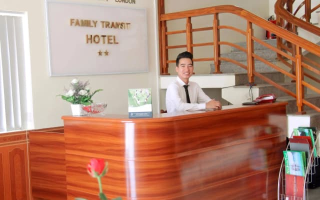 Family Transit Hotel - photo 2