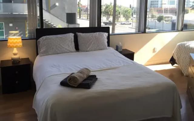 Studio Sunset Blvd - photo 2