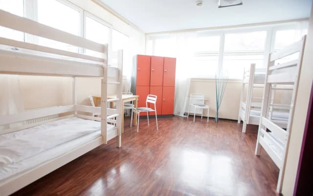wombat's CITY HOSTELS VIENNA - The Lounge - photo 3