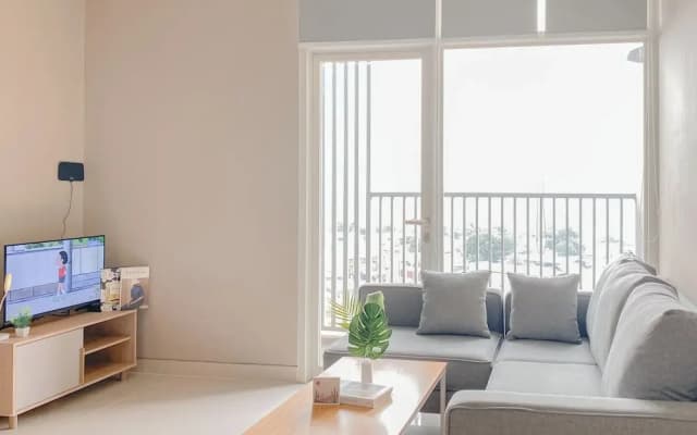 Best Deal and Elegant 2BR Apartment at Ciputra International - photo 2
