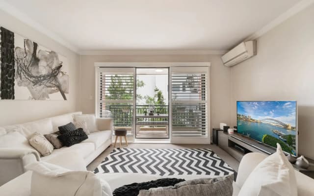 Walk to Coogee Beach Apartment Retreat - photo 5