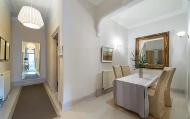Dean Terrace Apartment - photo 4