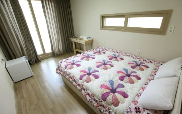 SSGuesthouse - Hostel - photo 4