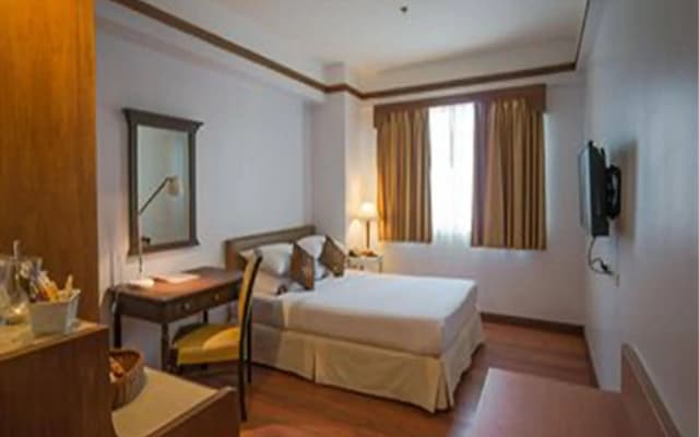 Silom City Hotel - photo 4