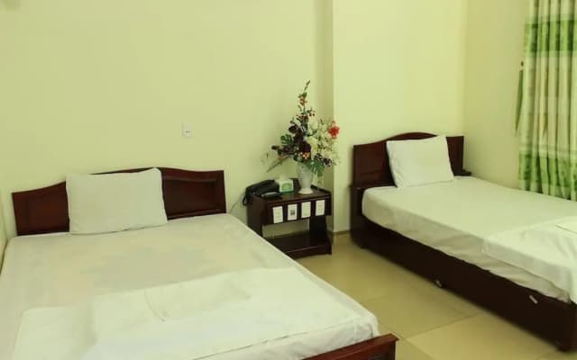 Duong Dan Hotel Danang - photo 3