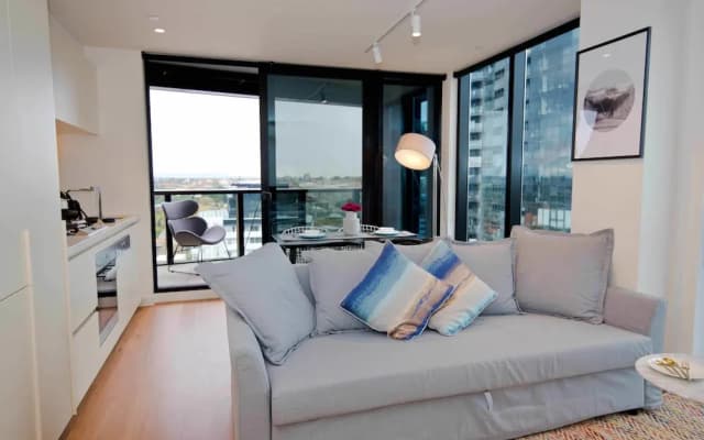 South Yarra Hotel Apartment - photo 2
