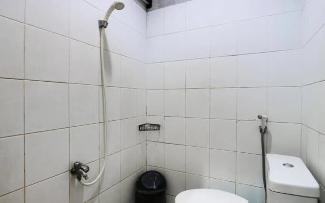 Sabrina Guest House - photo 4