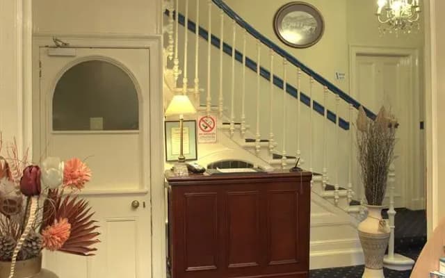 City Guest House - photo 2
