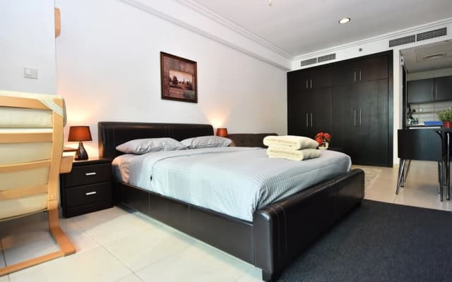 ARZ- Available spacious Studio Apartment - photo 5