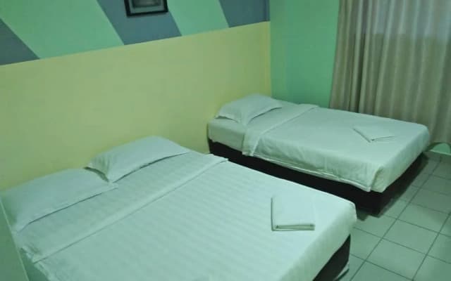 Hotel Tuaran - photo 2
