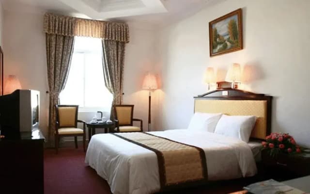 Vietnam Trade Union Hotel in Halong - photo 2