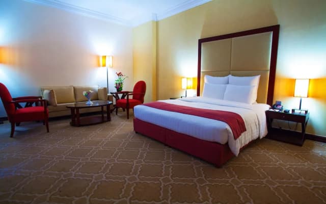 Grand Regal Hotel - photo 5