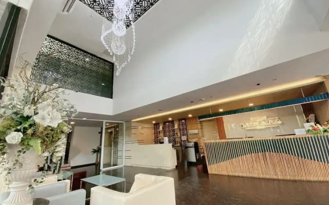 Chaba Inn Srinakarin - photo 2