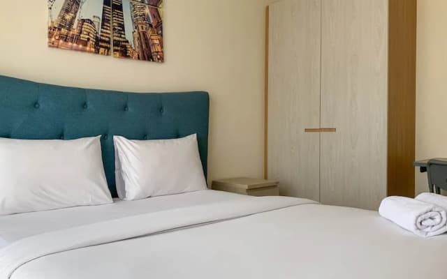 Elegant 2Br With Private Lift At Menteng Park Apartment - photo 4