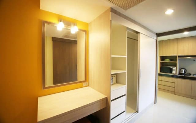 Trebel Service Apartment Pattaya - photo 3