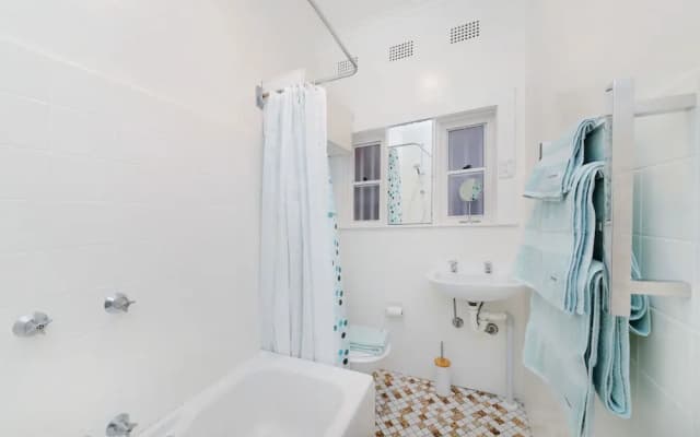 Beautiful 2Bdrm Beachside Getaway - photo 5