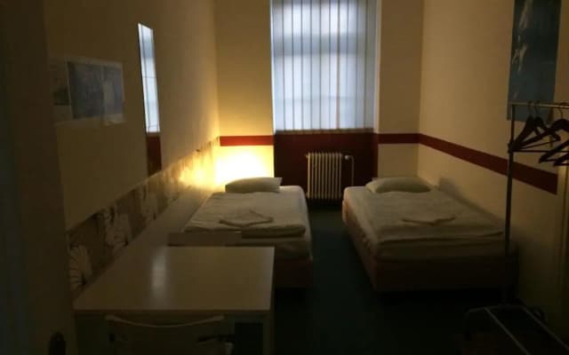 Charles Square Hostel - photo 2