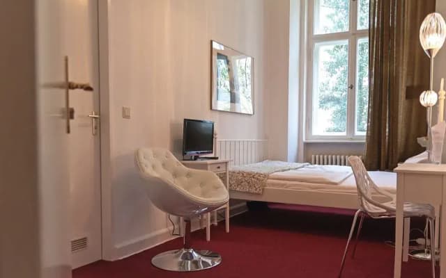 Dittberner Hotel Pension - photo 4