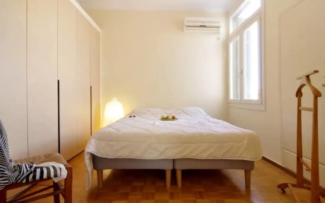 Historic Plaka Apartments - photo 3