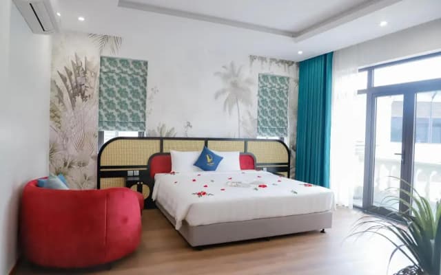 Golden Lotus Cruises - photo 4